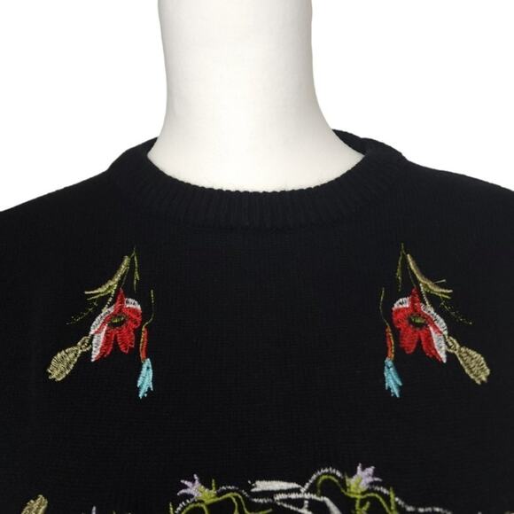 Haute Rogue Embroidered Floral Sweater Black Size M - Picture 3 of 7